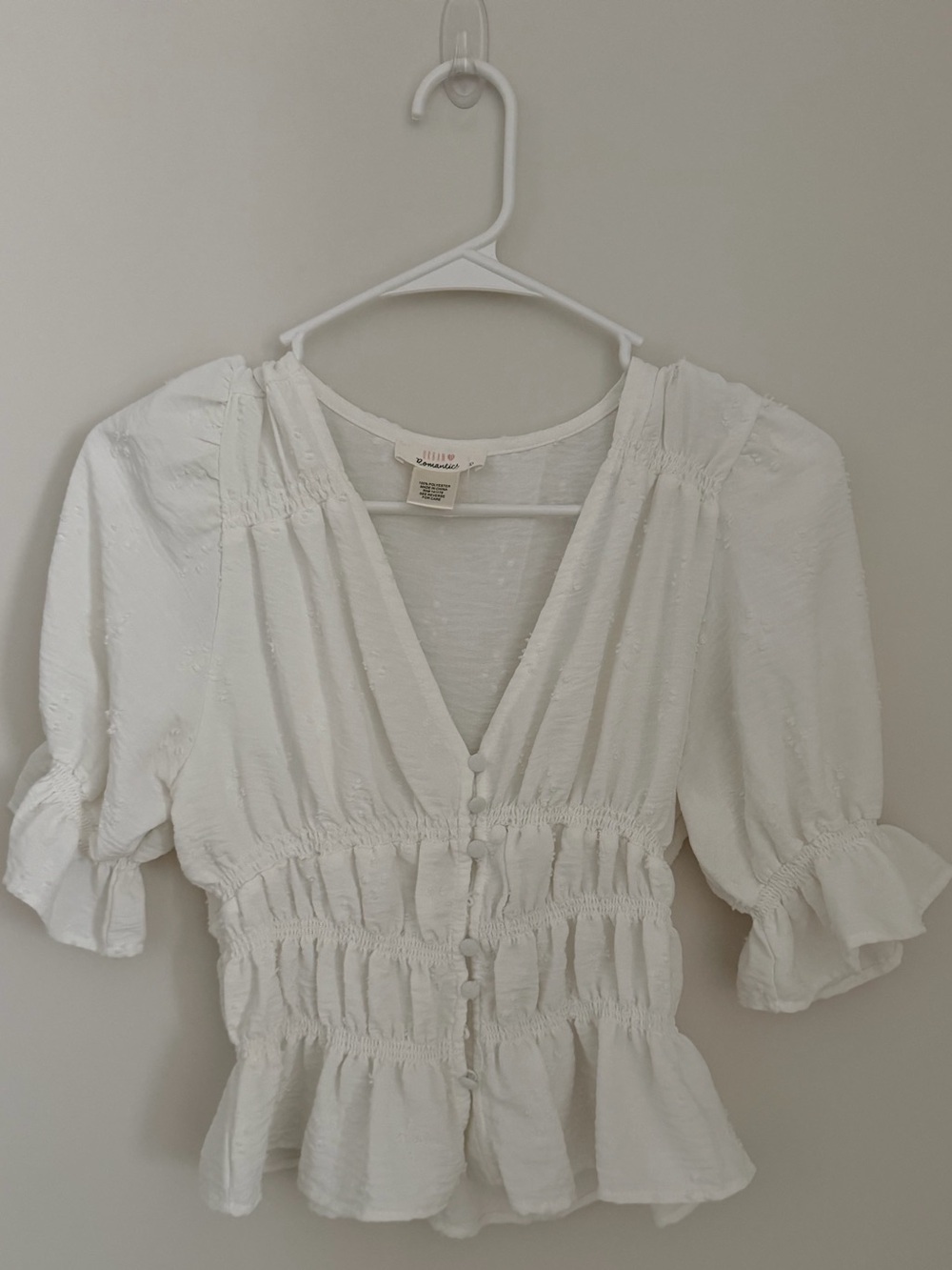 URBAN ROMANTICS - Textured White Button-Front Smocked Peplum Top - Women’s Large